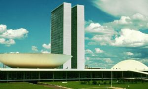 Reta Final do Pleito Eleitoral Movimenta Articula��es para Pautas de Infraestrutura e Licenciamento no Campo (Cr&eacute;dito: Banco de imagens)