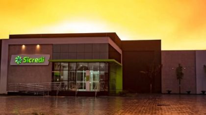 Sicredi consolida posi��o entre as melhores institui��es financeiras do Brasil no ranking mundial da Forbes em 2026 (Cr&eacute;dito: Sicredi)