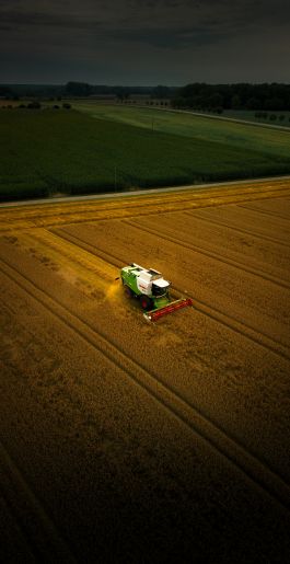 M�quinas no campo impulsionam a produ��o agr�cola