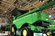 JOHN DEERE lan�a nova colheitadeira 