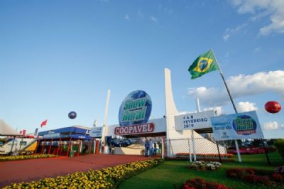 Combate � pragas e plantas daninhas s�o destaque da Ourofino Agroci�ncia na Coopavel