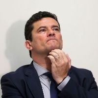 Instabilidade pol�tica dispara D�lar e Soja deve subir