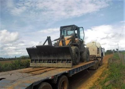 Sema remove dois maquin�rios apreendidos em desmatamento ilegal