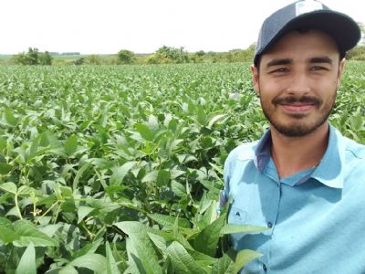 O �dom� da agricultura que persiste h� tr�s gera��es em fam�lia de agricultores de Jaciara