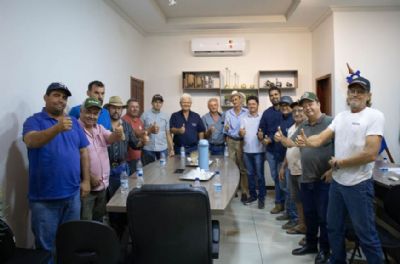 Reuni�o do Prefeito Abmael com produtores rurais marca in�cio do projeto de pavimenta��o asf�ltica na MT 431