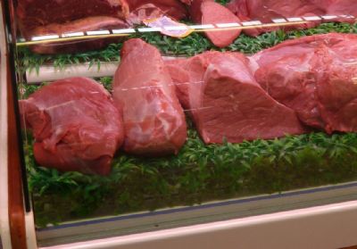 Pre�o da carne bovina segue em queda com menor consumo