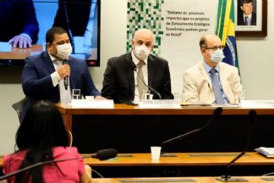 Prefeito de Cocalinho representou os outros prefeitos da regi�o do Araguaia em Audi�ncia sobre Zoneamento em Bras�lia