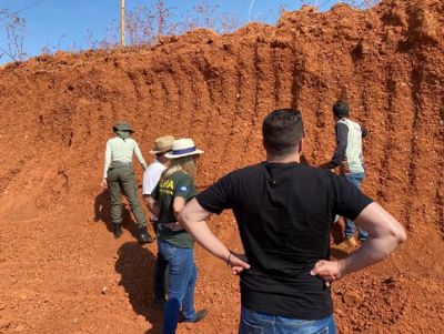 Araguaia recebe visita t�cnica da SEMA para analise de solo