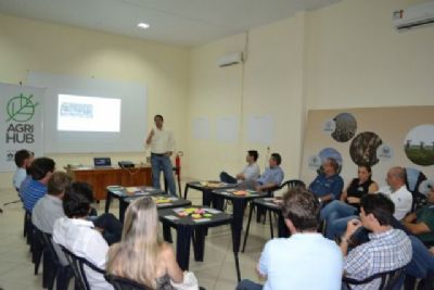 Trabalhador denuncia explora��o ilegal e trabalho escravo em �rea ind�gena da Mar�iwats�d�