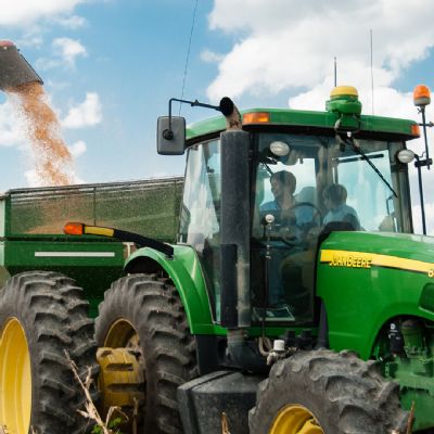 Venda de m�quinas agr�colas cai 26% em 2024, aponta ABIMAQ