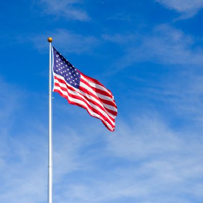 EUA criam 119 mil vagas e suspendem tarifas extras sobre produtos brasileiros