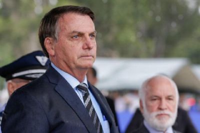 Coronav�rus: Bolsonaro diz que vai ampliar lista de atividades essenciais