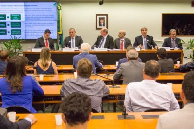 CNA alerta para preju�zos ao agro com fim da Lei Kandir