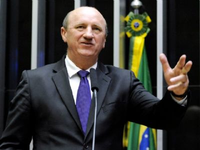 Frente da Agricultura deve dar para Bolsonaro a aprova��o da regulariza��o fundi�ria no Congresso (Neri Geller)