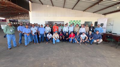 Treinamento para manejo e gest�o de fazendas reuni grandes grupos em Vila Rica