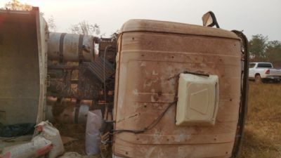 Poeira e falta de manuten��o da via geram novo acidente na BR-158