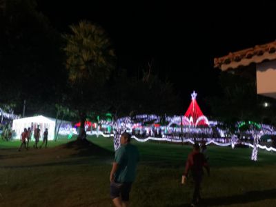 Quer�ncia comemorou 28 anos comemorando o 3 lugar de exporta��o em gr�os