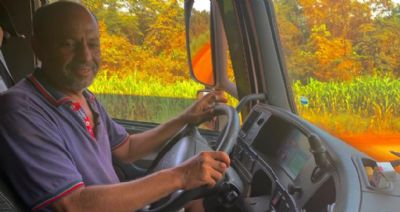 Caminhoneiros levam de 7 a 12 horas para percorrer 127 km de ch�o na BR 158