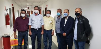 EUG�NIO ASSUME COMISS�O ESPECIAL E AL RETOMA OS TRABALHOS PARA APROVA��O DO ZONEAMENTO