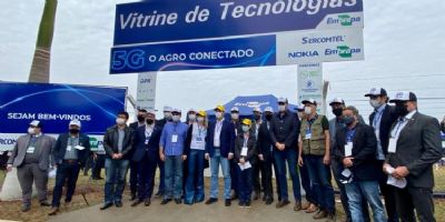 Membros da FPA acompanham lan�amento da tecnologia 5G