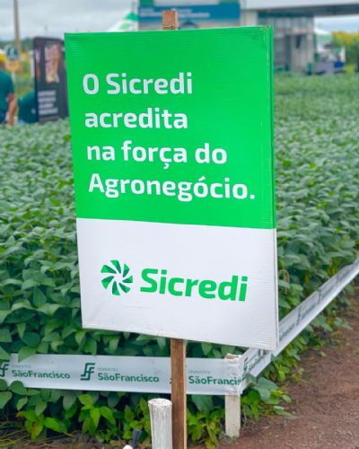 Dinetec: Sicredi Araxingu traz linhas financeiras para o agroneg�cio