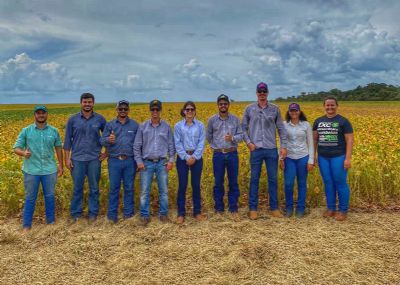 Agrol�gica participa da 9� Dia de Campo da Fazenda Santa Rita