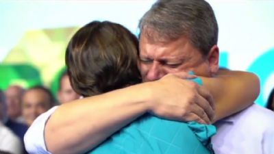 Bolsonaro: V�deo de Discurso da Primeira Dama viraliza pelo Brasil; Veja