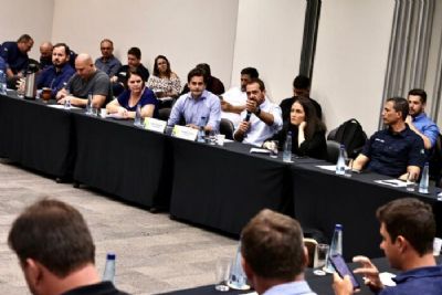 Bancada Federal de MT participa de reuni�o na Aprosoja-MT