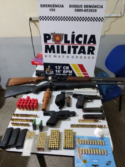 Pol�cia Militar prende 12 pessoas por invas�o de propriedade rural em Cocalinho