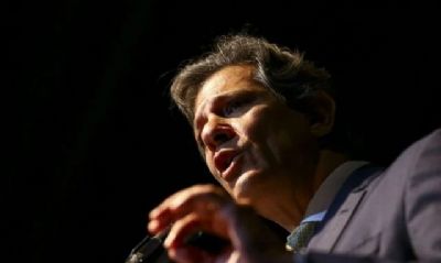 Haddad nega que taxar renda tenha o objetivo de cumprir meta fiscal
