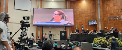 V�deo: Presidente do Sindicato Rural de S�o F�lix do Araguaia � ovacionada durante Fala em Audi�ncia Publica sobre �reas �midas no Araguaia