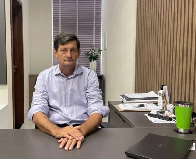 �Exer�a seu direito de associado. Assista, VOTE e retire seu brinde na ag�ncia�, diz presidente da Sicredi Araxingu