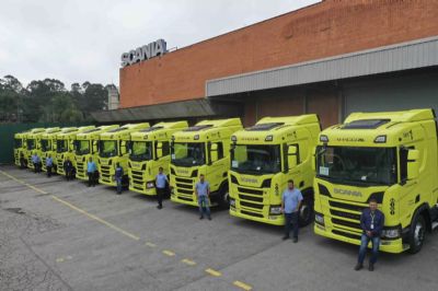AMAGGI recebe primeiros caminh�es movidos a B100 na f�brica da Scania