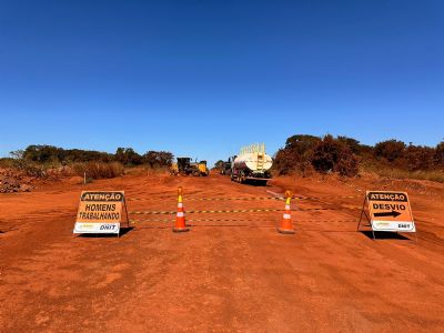 DNIT inicia obras de pavimenta��o na BR158