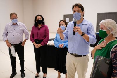 Coronav�rus: Senai MT entrega 10 mil m�scaras e doa 1 mil protetores faciais para a Secretaria Estadual de Sa�de