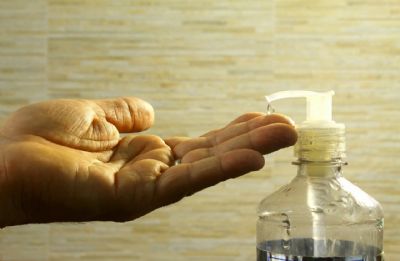 Setor sucroenerg�tico doa �lcool para rede p�blica de sa�de