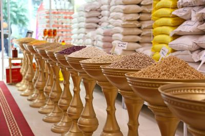 Retra��o de produtores trava mercado de arroz e reduz neg�cios