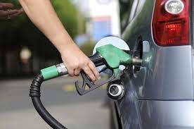 Petrobras anuncia novo aumento no pre�o da gasolina e do diesel