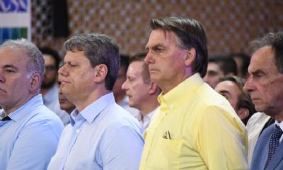 Ap�s negocia��es, Tarc�sio janta com relator e encontra Bolsonaro por aprova��o da reforma
