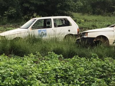 Den�ncia: Carros da Empaer s�o abandonados em fazenda pr�ximo � Confresa
