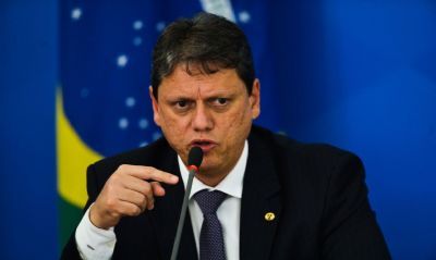 Ministro Tarc�sio anuncia redu��o de ped�gio na Bahia e cria expectativa em Mato Grosso
