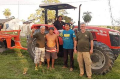 Funai entrega maquin�rio agr�cola a etnias do Parque do Xingu em Mato Grosso