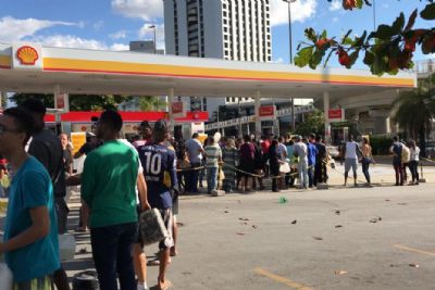 Sindtanque afirma que se fizer greve, poder� faltar combust�vel no primeiro dia