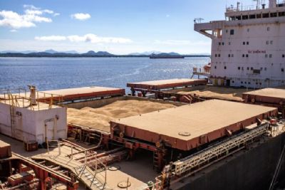 Aumentam as exporta��es pelo Corredor Leste do Porto de Paranagu�