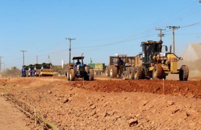 AMEX inicia pavimenta��o asf�ltica da MT-129 em Ga�cha do Norte-MT