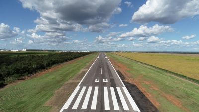 MT Par e Prefeitura de Lucas do Rio Verde far�o estudo para instala��o de ind�stria de avi�es em Mato Grosso