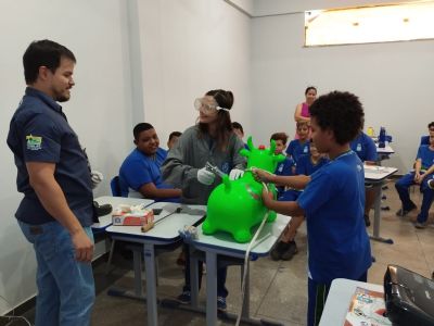 Indea leva a estudantes orienta��es sobre import�ncia das pr�ticas sanit�rias na produ��o de alimentos