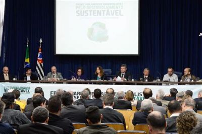 Licenciamento ambiental: Frente parlamentar nega acordo para vota��o