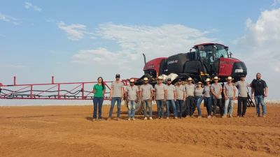 Senar-MT e Case IH capacitam m�o de obra para opera��o de m�quinas agr�colas